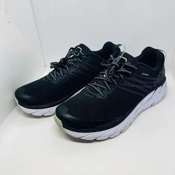 호카오네오네 클리프톤 6 러닝화 블랙 27.5cm