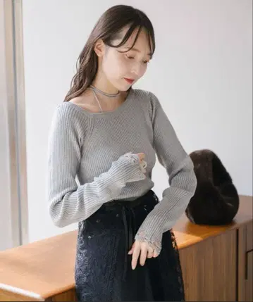 [ 끈 어레인지 ] 데미지 리브 니트 풀오버