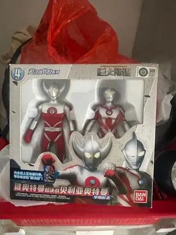 중국 한정판 울트라맨 켄 울트라맨 베리알 피규어 소프트 비닐 세트