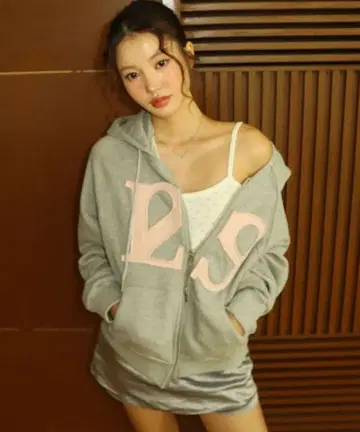 ILLIGO 그레이 후드티 미사용 새상품