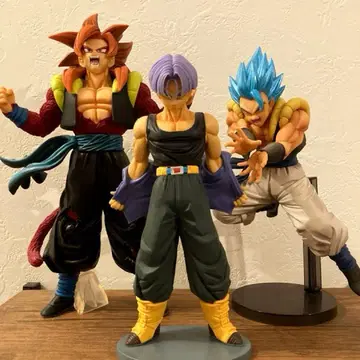 드래곤볼 나루토 체인소 맨 오지터 트렁크 히나타 나사 전갈