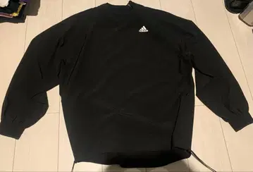 미사용 adidas x HYKE 풀오버 상의 티셔츠