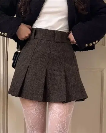 nugu visco [9회 재판매] 플리츠 헤링본 울 미니 스커트