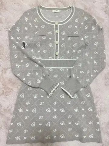 [ evelyn 로고 니트 원피스 핑크 ] 양산형