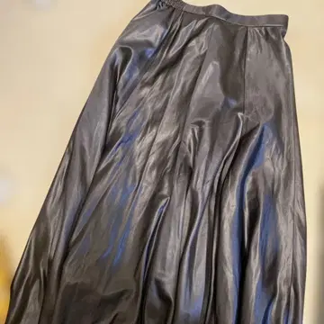 블랙 플레어 롱 스커트 합성 피혁