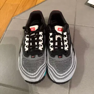 Reebok 러닝화 블랙/터콰이즈