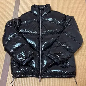 ARMANI EXCHANGE 블랙 다운 자켓