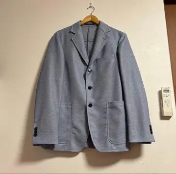 투모로우랜드 자켓