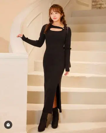 [ 새상품급 ] Cheri mi 컷 아웃 니트 원피스 슬릿