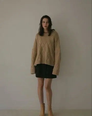 미사용 새상품 ETRETOKYO 크로스 패턴 박스 니트 풀오버