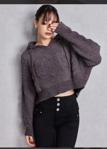 택 포함 미사용 새상품 Symmetry GYDA 벨로아 니트 후드티