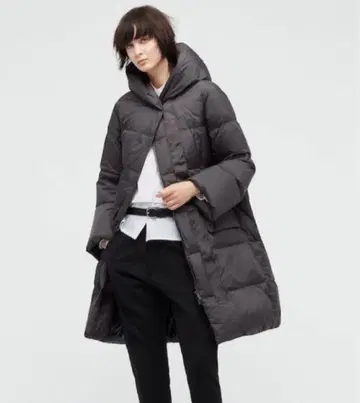 [택 포함 새상품] UNIQLO + J 다운 롱 코트 다크 그레이
