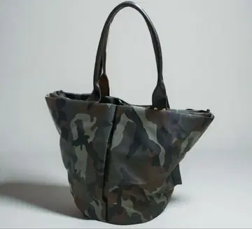 토요오카카반 TAKARAMONO TUTUMU A4 토트백 카모플라쥬 백