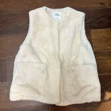 ZARA 키즈 인조 모피 베스트 160