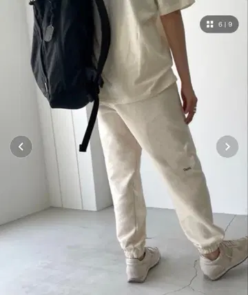 캐널진 스웨트 팬츠 착용 사진 있음