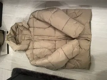 ZARA 베이지 다운 자켓