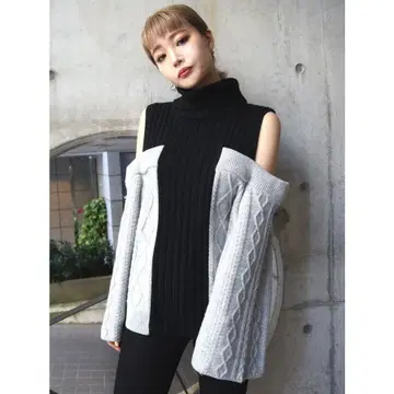 ENODA 오픈 숄더 케이블 니트탑 에모다 미사용 새상품