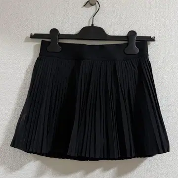 룰루레몬 플리츠 스커트 블랙