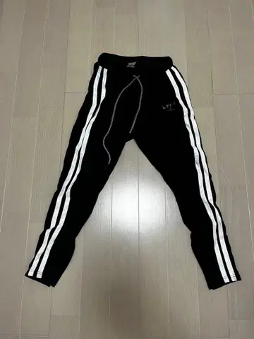 LYFT 블랙 조거 팬츠 L