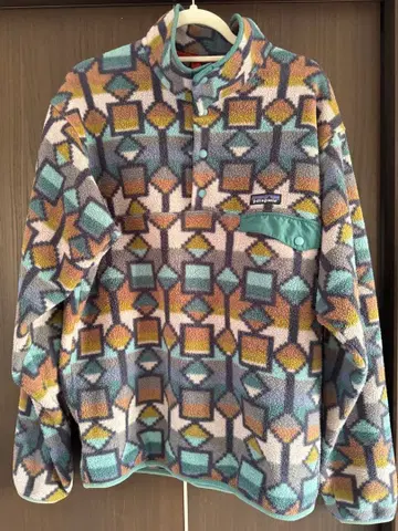 파타고니아 플리스 신틸라 올 패턴 스냅t M 사이즈 인기 올 패턴