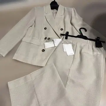 택 포함 새상품 douce Harmonie 수트 상하의 세트