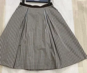 플레어 스커트 브라운 체크 무릎 기장