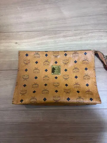 MCM 클러치백 새상품급