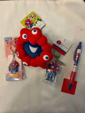 새상품 미야쿠미야쿠 캐릭터 키링 세트