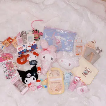 산리오 굿즈 묶음 판매