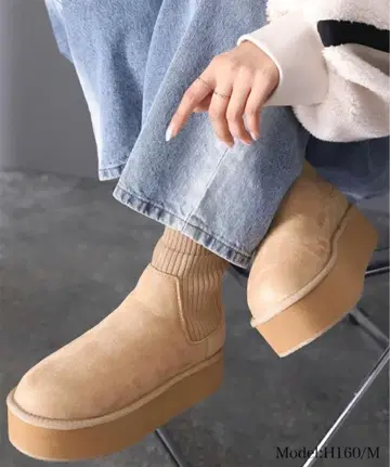 통굽 스웨이드 슬립온 부티 베이지