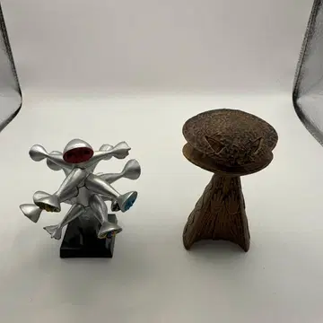 오카모토 타로 피규어 2체 세트 코도모노키, 논