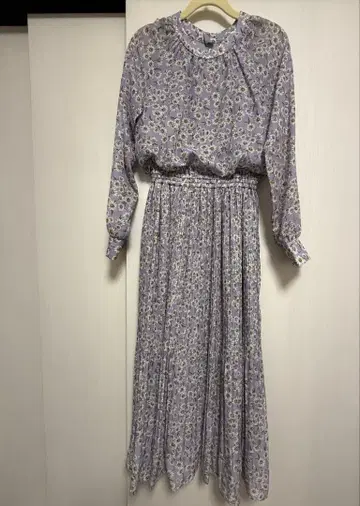 [ 새상품 ] 꽃무늬 긴팔 맥시 원피스 노엘라