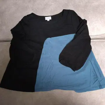 호코모모라 바이컬러 긴팔 상의