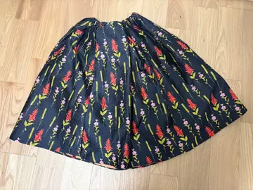 로지몬스터 자카드 블랙 베이스 꽃무늬 M 사이즈