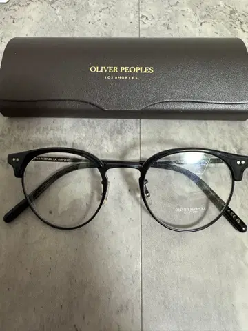 OLIVER PEOPLES OV 5469 블랙