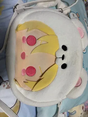 나즈나 테마 캔뱃지 화이트 곰 백