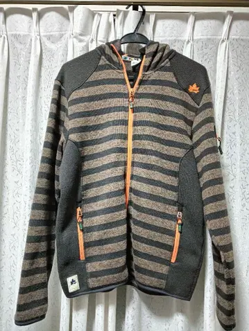 LOGOS 로고스 플리스 후드티