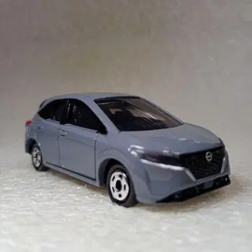 토미카 닛산 한정판 신형 노트 스텔스 그레이 1/63 스케일 미니카
