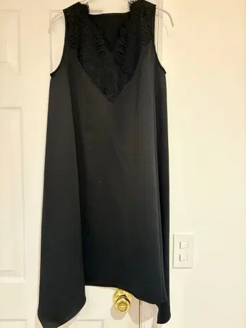 ANAYI 에센스 원피스