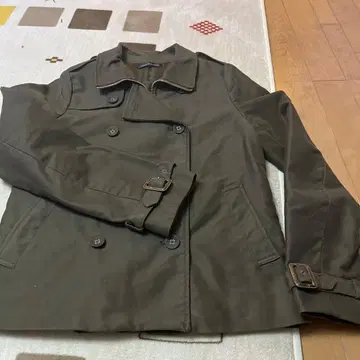 URBAN RESEARCH 트렌치코트 올리브