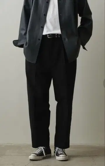 Steven Alan 라이트 몰스킨 인투 플리츠 트라우저