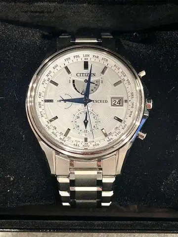 CITIZEN EXCEED 실버 시계