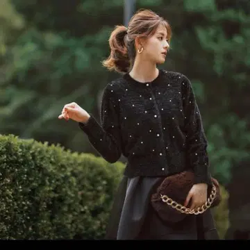 JUSGLITTY 도트 자수 가디건 풀오버 블랙 완판