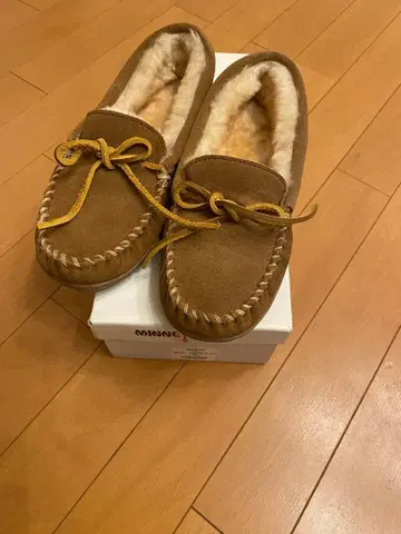 미네통카 MINNETONKA 24cm