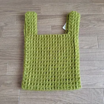 새상품 BIRTHDAY BAR 니트 백 옐로우 그린 생일 바