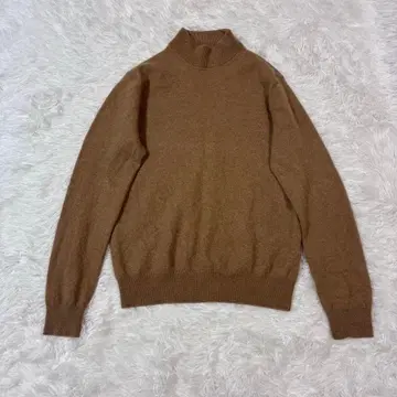 UNIQLO 캐시미어 100% 하이넥 스웨터 카멜 L