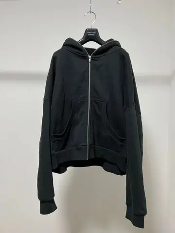 entire studios / eternal zip