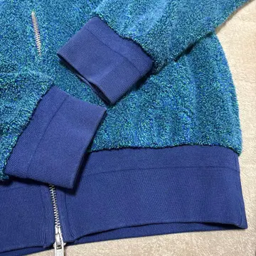 투모로우랜드 후드티 믹스 컬러