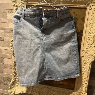TOMMY HILFIGER 데님 타이트 스커트 36