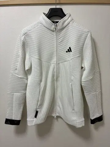 adidas 화이트 집업 자켓